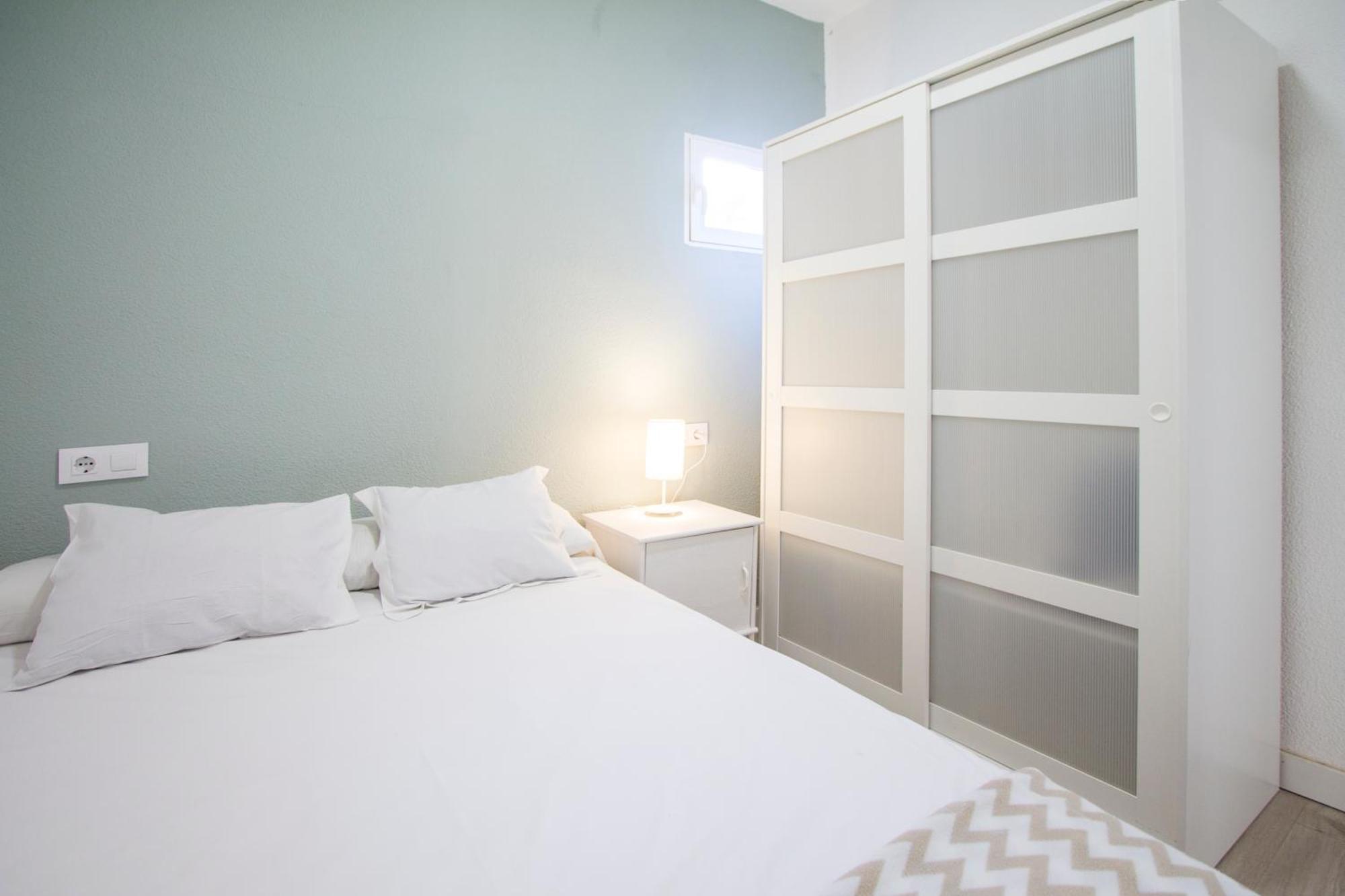 Apartamentos Tetuan Sandino Мадрид Екстер'єр фото