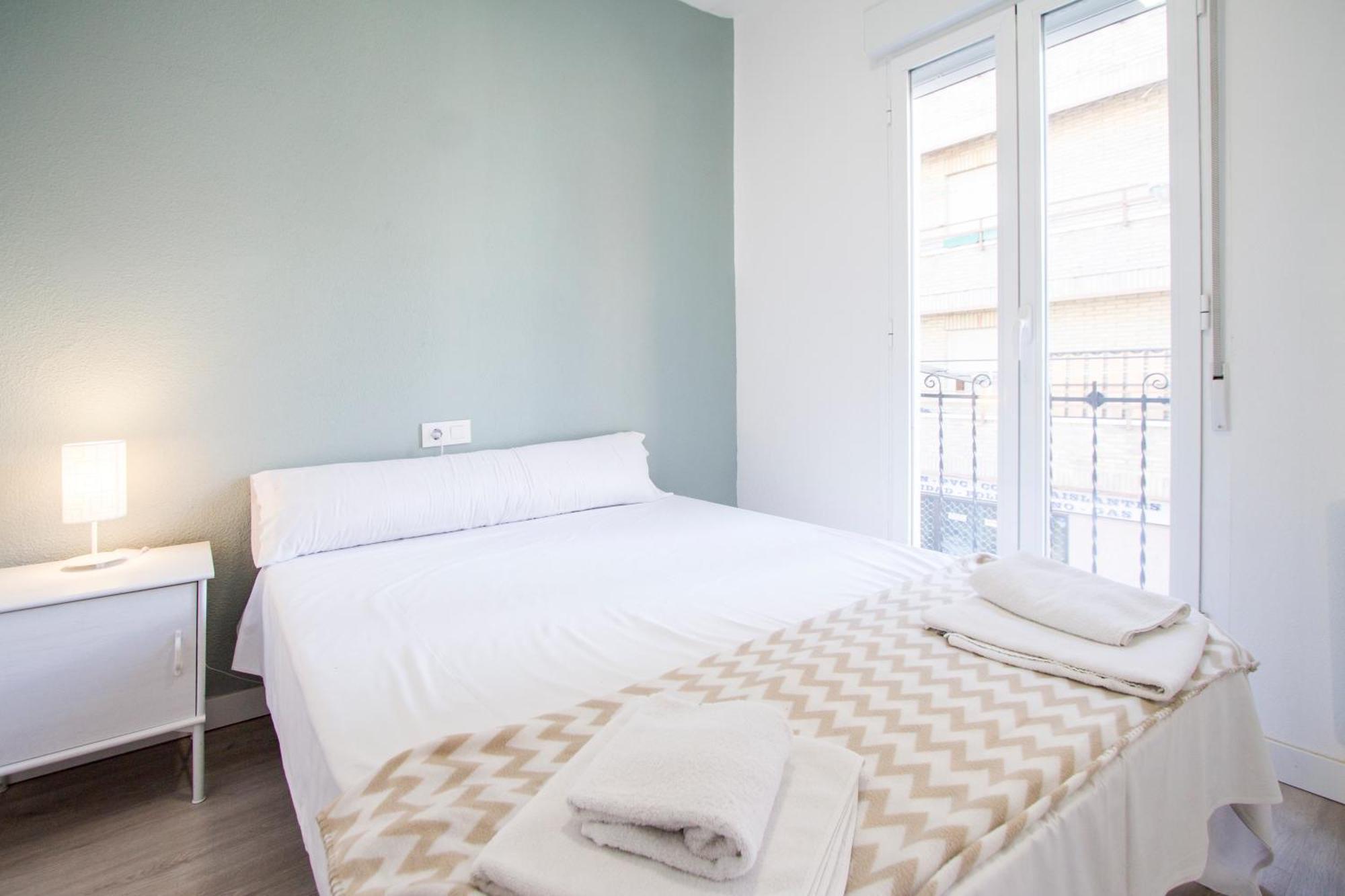Apartamentos Tetuan Sandino Мадрид Екстер'єр фото