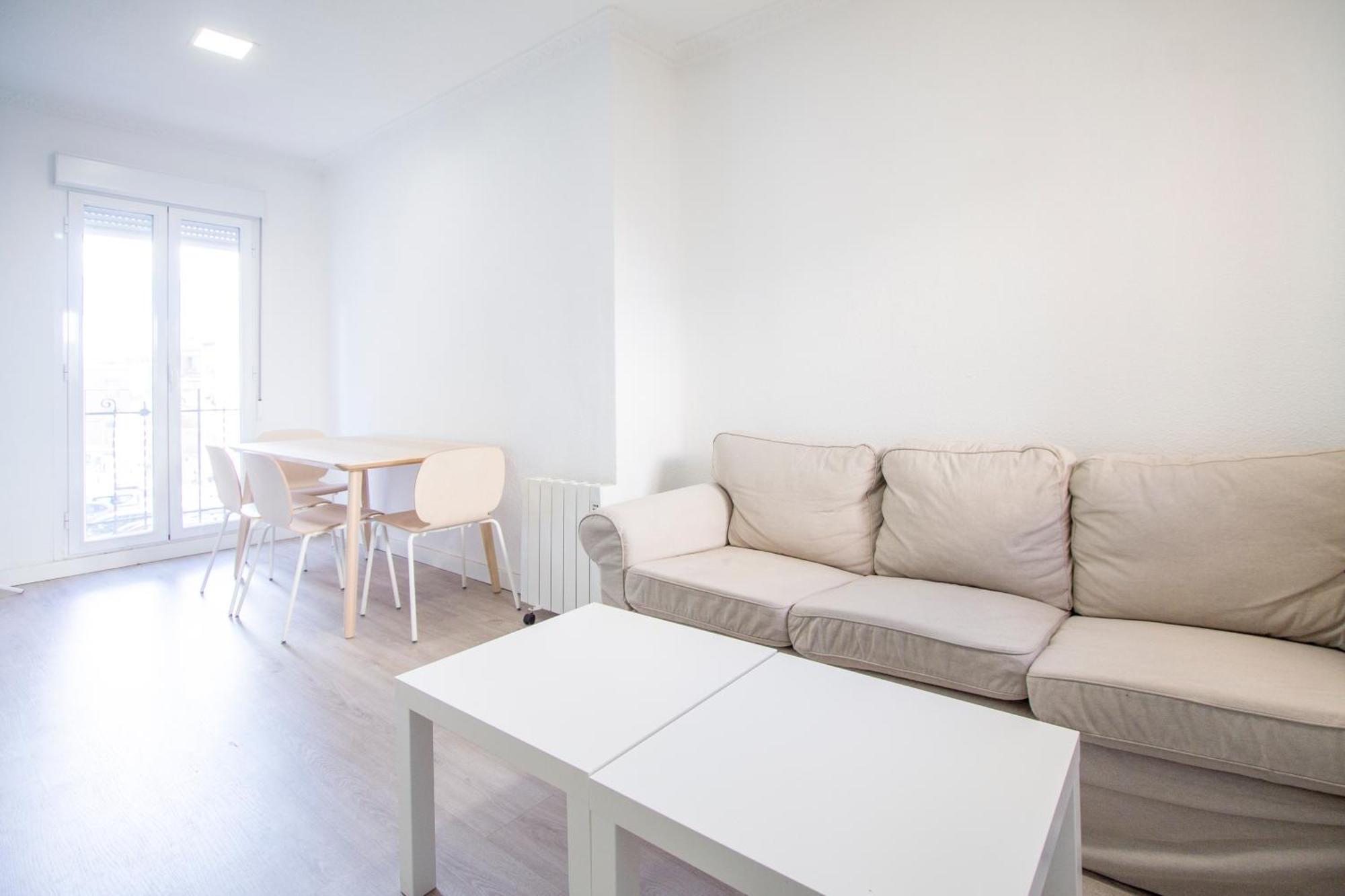 Apartamentos Tetuan Sandino Мадрид Екстер'єр фото