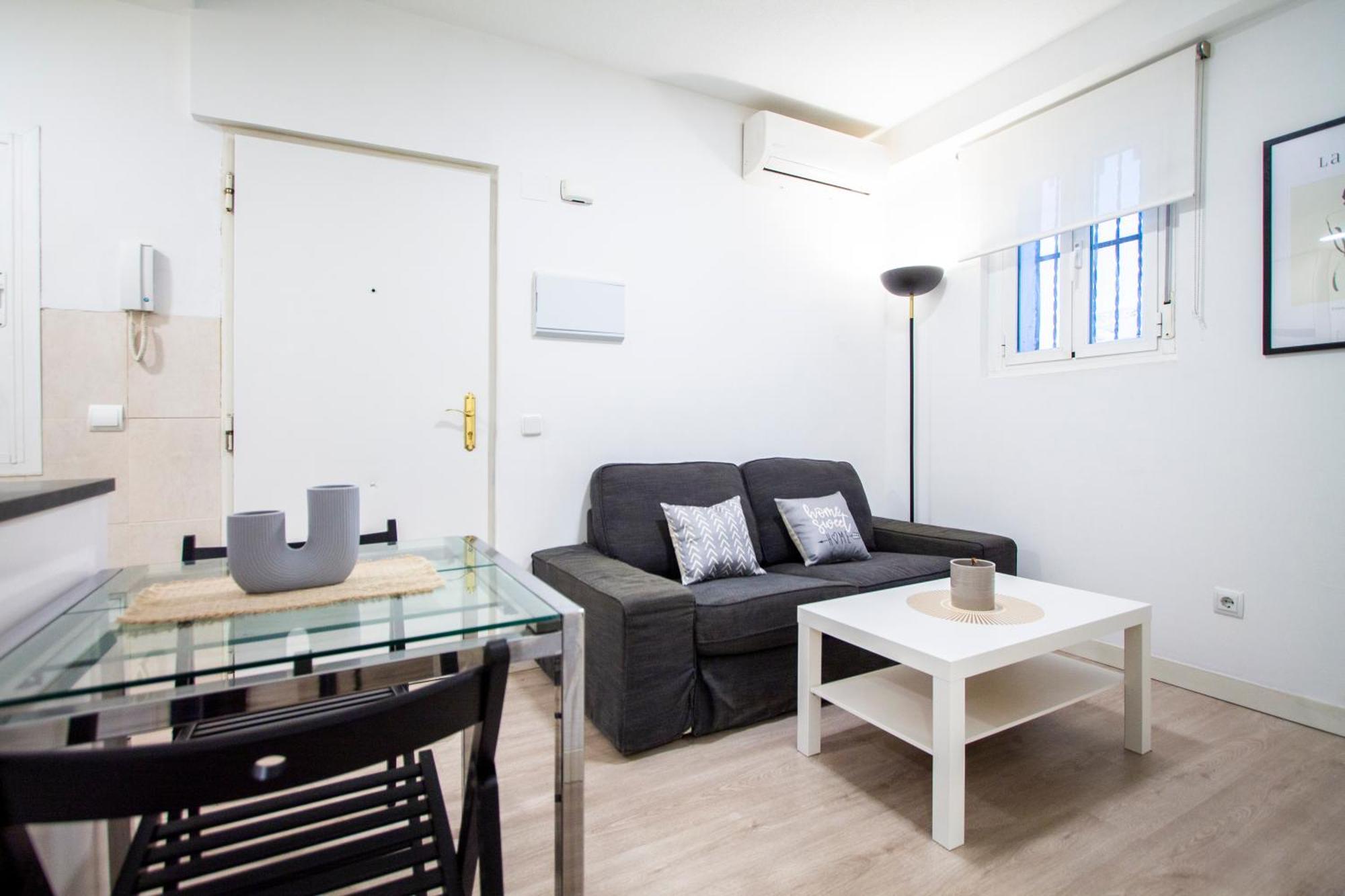 Apartamentos Tetuan Sandino Мадрид Екстер'єр фото